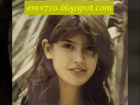Moving Moments - Phoebe Cates
