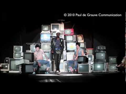 V WESTWOOD MAN SS 2011