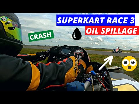 250 Superkart Race 3: OIL SPILLAGE CRASH!! Must Watch... (Snetterton 300 Circuit)