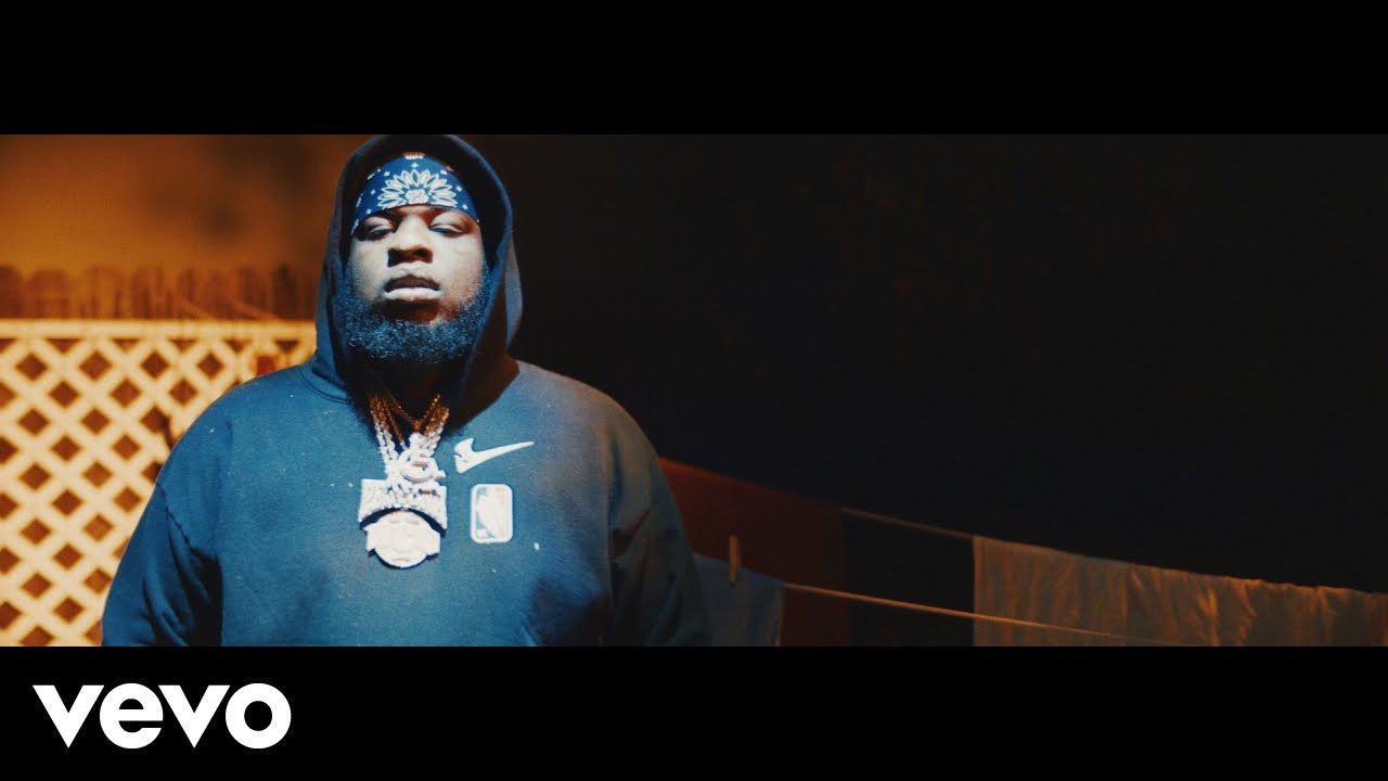 Maxo Kream ft ScHoolboy Q – ”3AM”