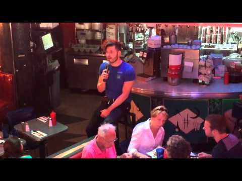 Eric Jetner sings Croire at Stardust Diner