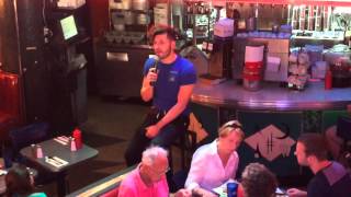 Eric Jetner sings Croire at Stardust Diner