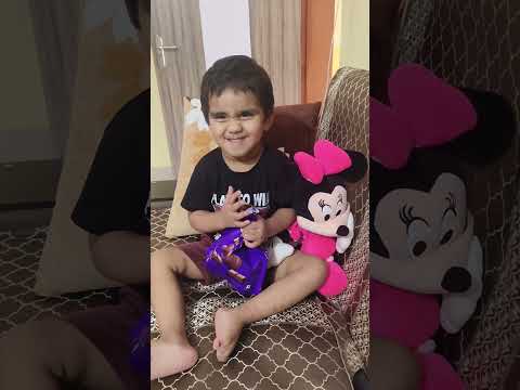 #ytshorts #trending #shorts #viral #swasti #chocolate