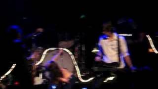 Juliette and the Licks Get Up Live