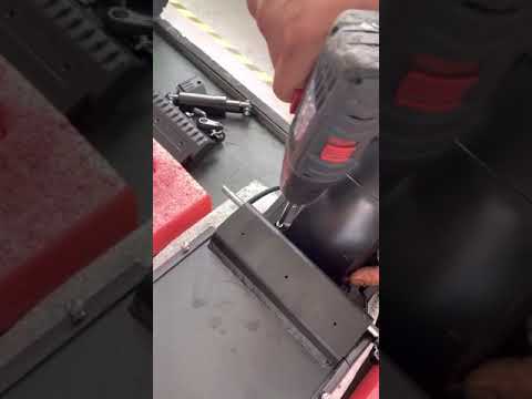 How to replace the rear fender of C1 pro scooter