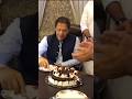 Happy Birthday Kaptaan Kaptaan Ne Sadgi Se Cake Kat Kar Dil Jeet Liya Aaj Nahaq Jail Main Kaptaan