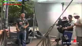 EROS RAMAZZOTTI INTERNATIONAL Non Siamo Soli Feat Ricky Martin (Official Video Backstage)