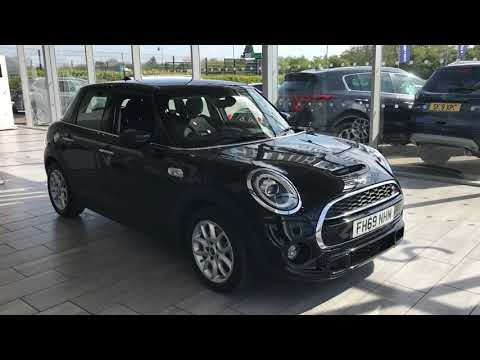 2019 69 Mini Hatchback 2.0 Cooper S Classic II 5dr Auto for sale at Thame Cars