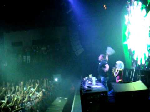 WE LOVE ASIA - Joachim Garraud ft. ZE REBELLE