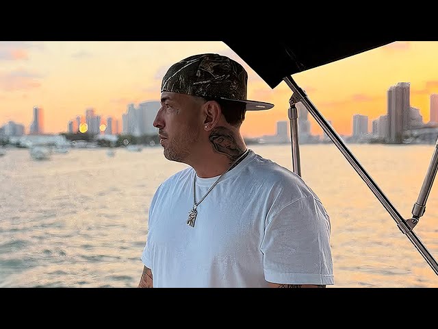 CASABLANCA  jetzt MP3 holen + Video ansehen