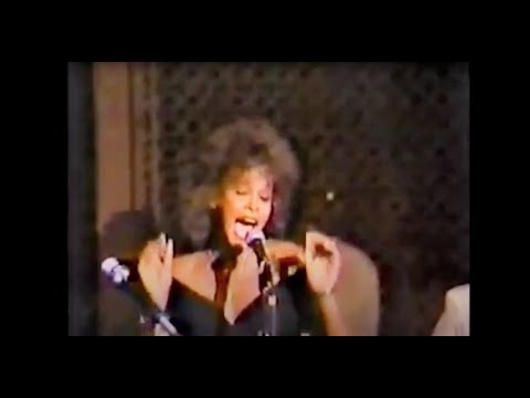 Winans feat. Whitney Houston - Love Said Not So / Amazing Grace (live 1989)