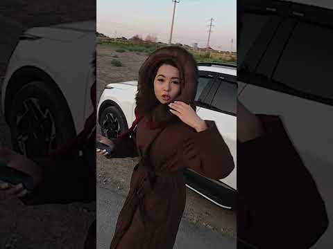 Walking around in a jacket during summer 😱