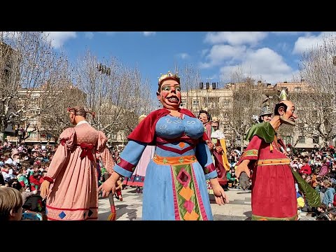 Ball dels Gegants Bojos i Gegants Vells (Carnaval de Solsona 2022)