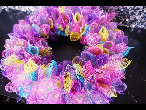 DIY: Colorful Easter Deco Mesh Wreath || Quick and Easy Under $10