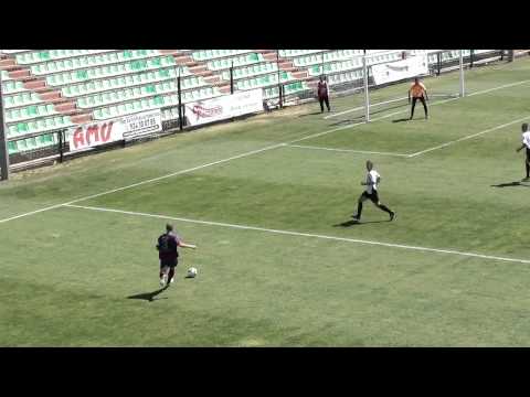 Extremadura aprieta (Mérida UD 0-0 Extremadura UD) J33