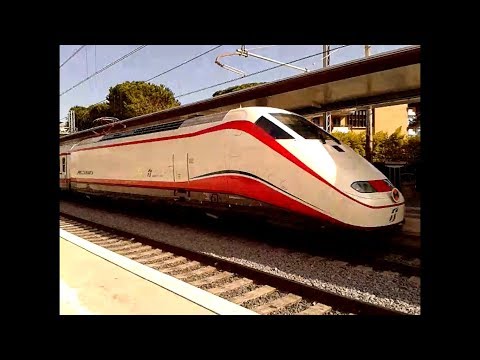 Frecciabianca (FB 8801) Venezia S. Lucia - Lecce in transito presso la stazione di Riccione