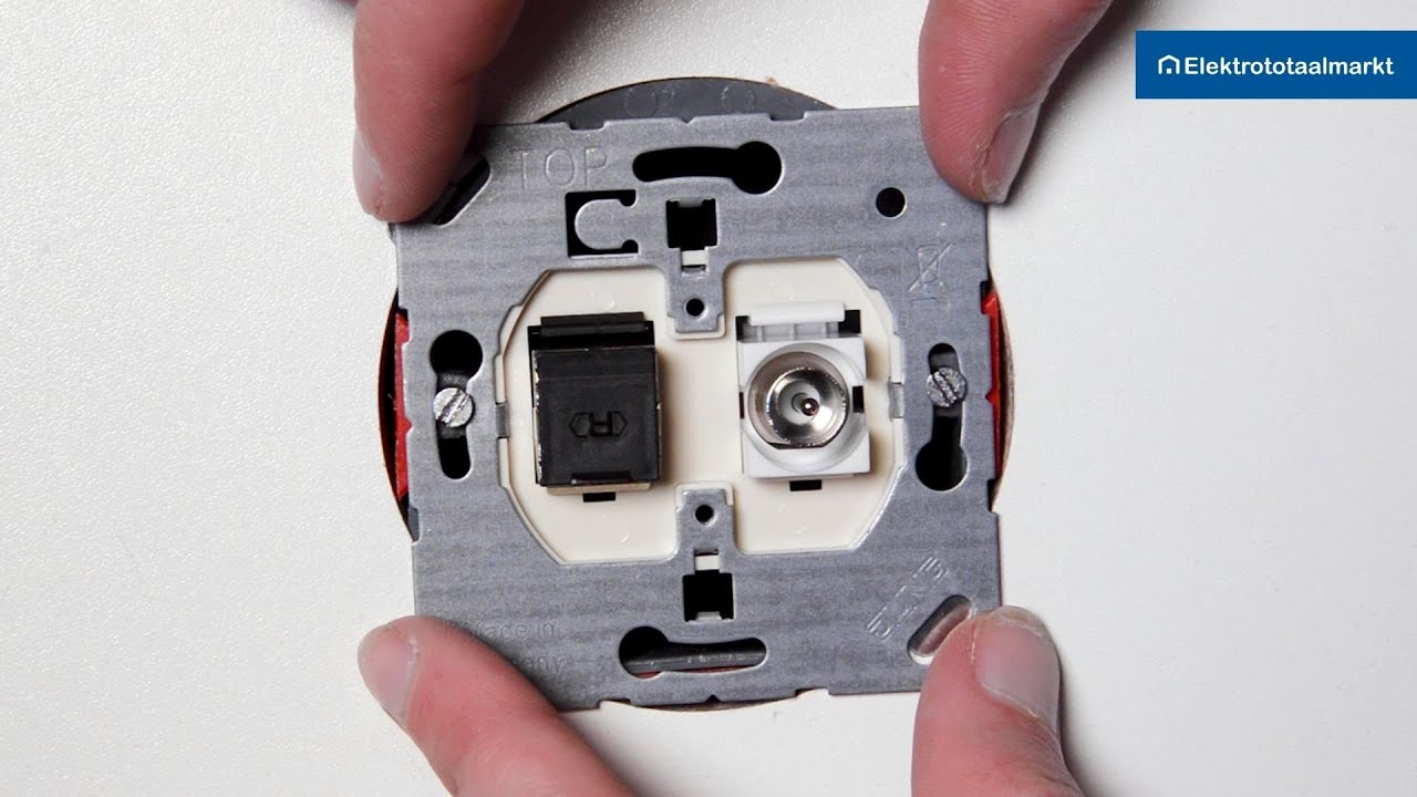Jung A/AS Range communicatie wandcontactdoos aansluiten | How-to met Elektrototaalmarkt.nl