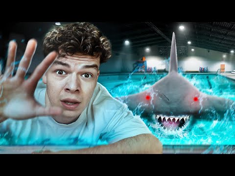 Ich Bade im Pool, aber ein Hai will mich Fressen… (Horror Game)