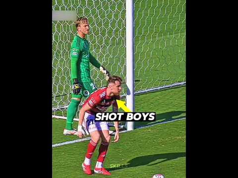 The easiest goal of his career.🤯😅