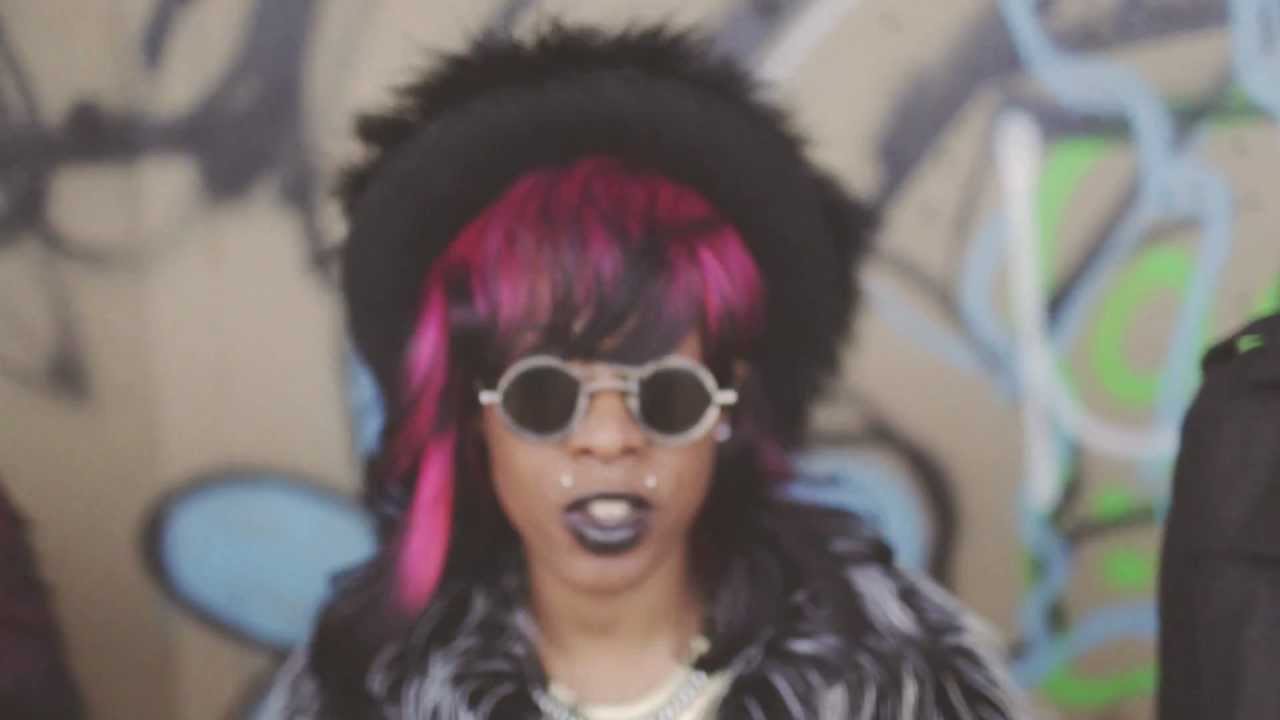 Akoko & SIR E.U – “Thee Hipókolypse”