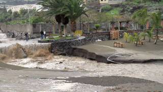 preview picture of video 'Barranco corriendo en Playa San Juan 17 febrero 2010.mov'
