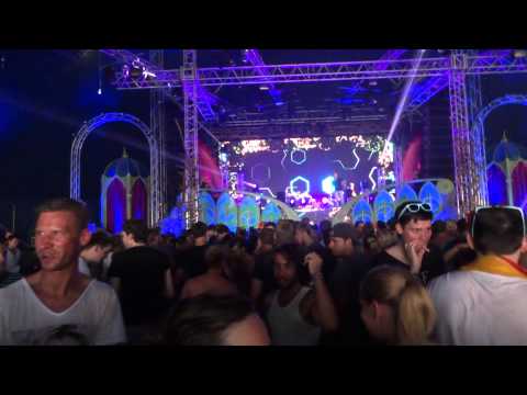 Tomorrowland 2012 - Quintino