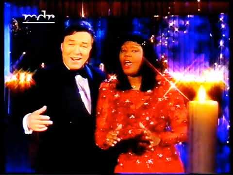 Liz Mitchell & Karel Gott - Christmas Medley
