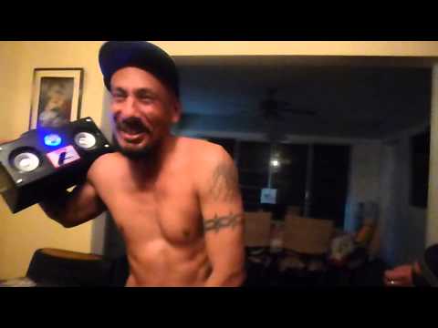 ENSAYOS RONISTICO CALLAO CARTEL - UN SOLITARIO EN BABILONIA