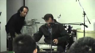Jurek Rogiewicz ( drums) DJ Lenar (turntables) Kimura Fumihiko　(percussion)