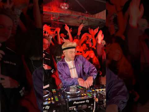 The BEST DJ intro ever?