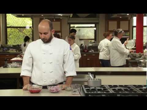 60-Second Video Tips: How to Make Awesome Pickled Onions