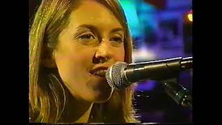 DEJA VIEW Liz Phair - Oh My God + That&#39;s The Way I Like It (Squirt TV 3/31/96)