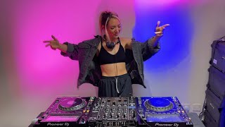 Tita Lau - Live @ The Studio [13.02.2021]