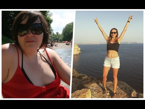 Die Behandlung in Schichten zerfallend die Nägel Oblasjat die Füsse dass es für gribok