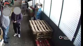 Pizzo al supermercato filmato dai Carabinieri: arrestato 54enne affiliato al clan Strisciuglio