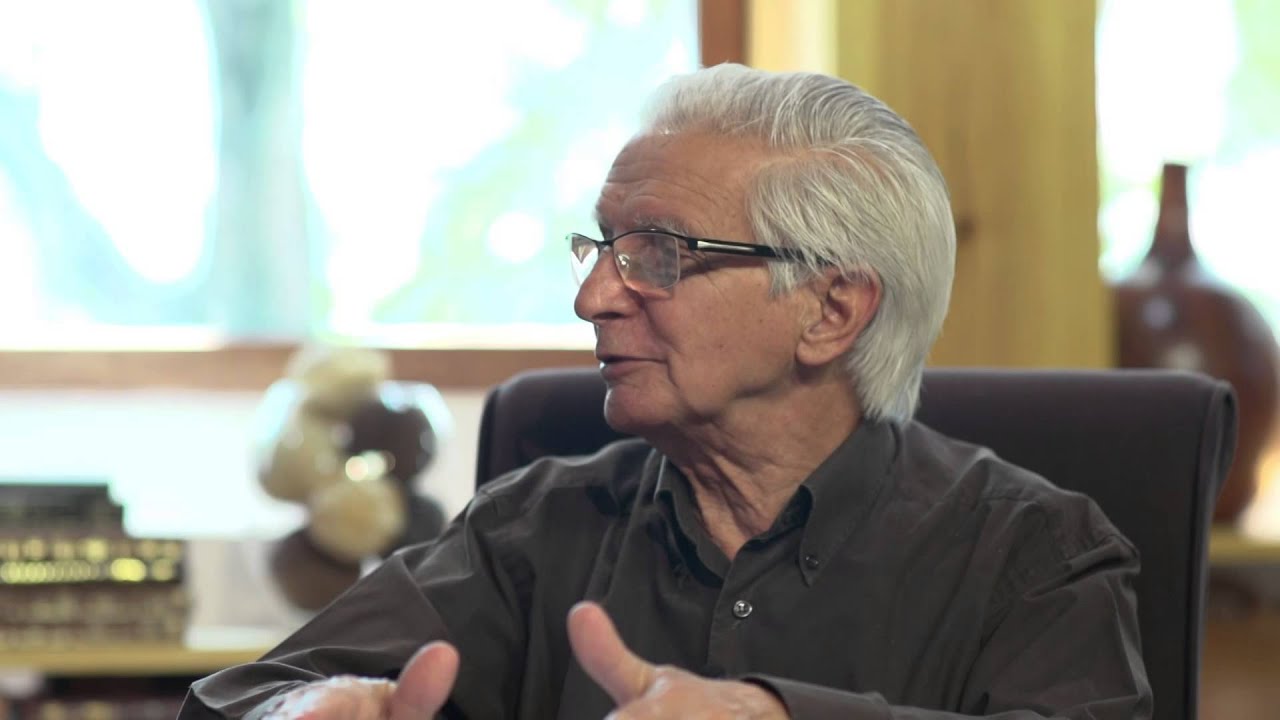 Esclarecimentos Oportunos 047 - O Espírito Participa de Seu Velório?