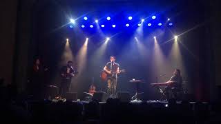 Joshua Radin performing &quot;Underwater&quot; at Aladdin Theater in Portland, OR (March 03, 2019)