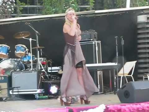 Euphoria - Mikaela Samuelsson - Vann Love Light Songcontest 2012