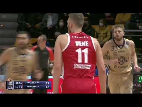 Siim-Sander Vene scores 7 in first game for Varese