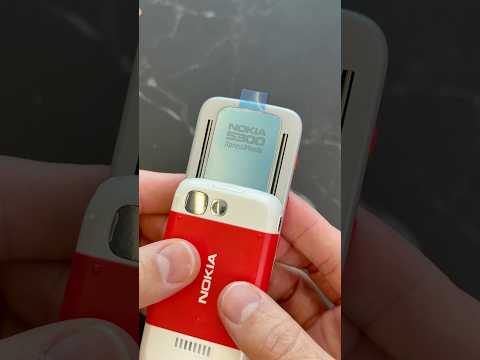 Nokia 5300 replacement of the case #retro #review #nokia #retrophone #oldphone