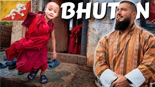 Young Monks Receive An Unusual Surprise In Bhutan 🇧🇹