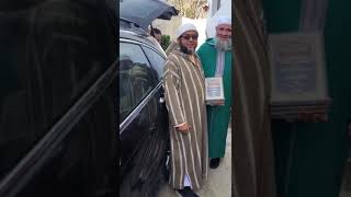 صورة الشيخ مشهور بن حسن آل سلمان وتحقيقه لكتاب سبيل الرشاد للشيخ تقي الدين الهلالي
