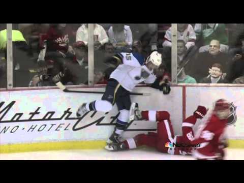 Jamie Langenbrunner cranks Ian White HD