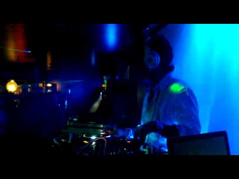 DJ SAVYO Performing "Hello" By Roger Shancez @ AvA Lounge,Cochin