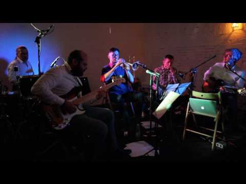 Hot Engines Band - Hound Dog