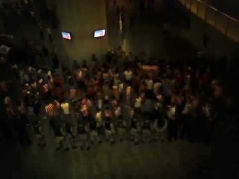 La banda de chivas saliendo vs jaguares