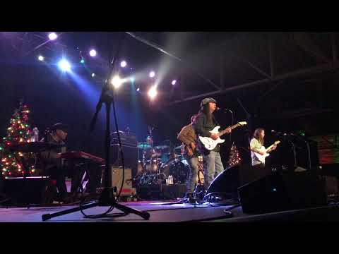 Billy Strings w/ Jack Pearson: Everyday I Have the Blues (12/21/19 String the Halls)