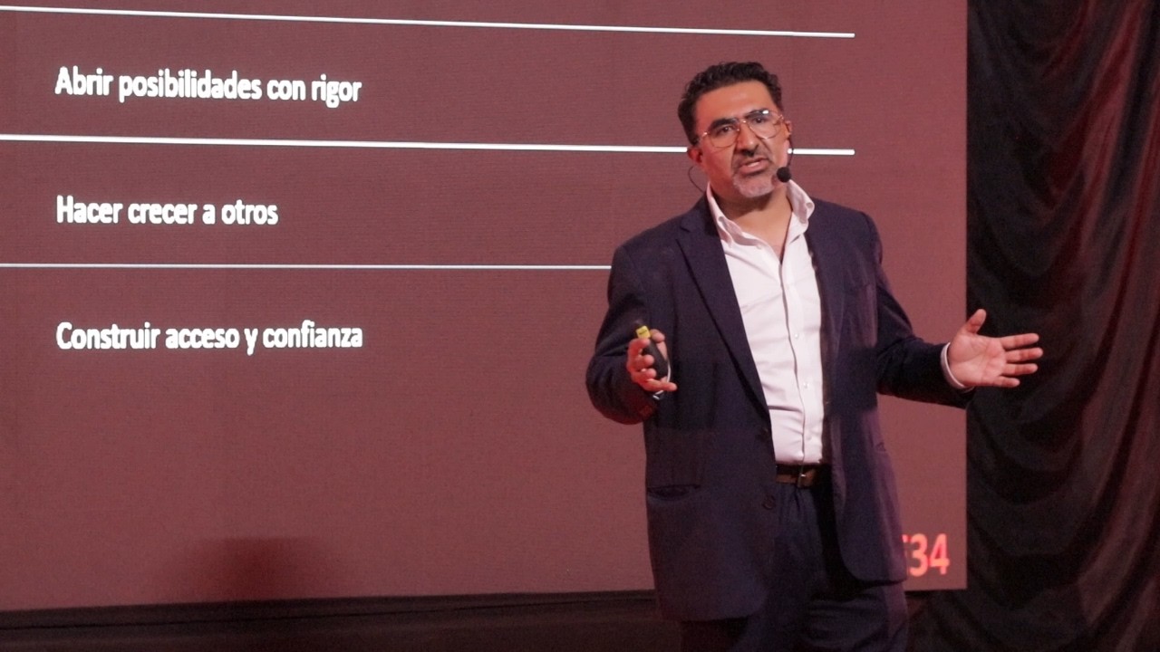 Porque es importante tu trabajo | Fernando Francisco Villegas Macedo | TEDxUMAE34