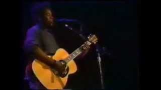 Tracy Chapman - Mountains O&#39;Things (Live 1988)
