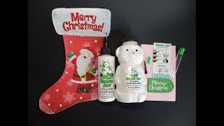 Review of Bearly Art Precision Craft Glue, Best Fine Tip Applicator Ever!